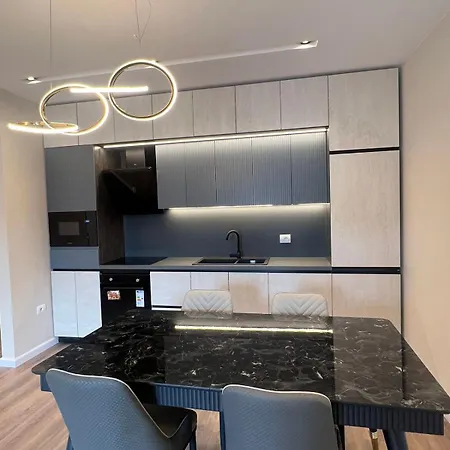 Blue Boutique 2 티라나