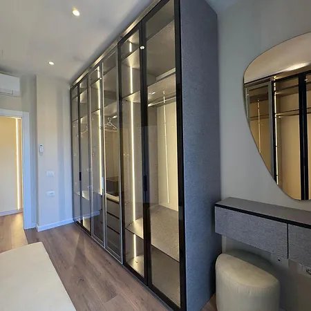 Blue Boutique 2 티라나