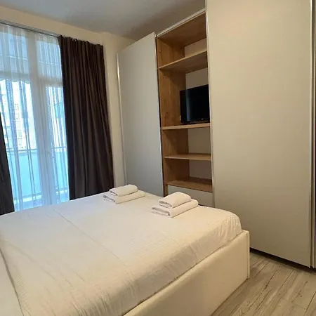Apartment Blue Boutique 2 *