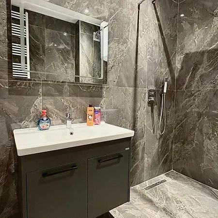 Blue Boutique 2 아파트 티라나